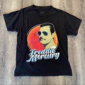 BUNDLE Item 1 - Freddy Mercury Queen Retro 80s Tee